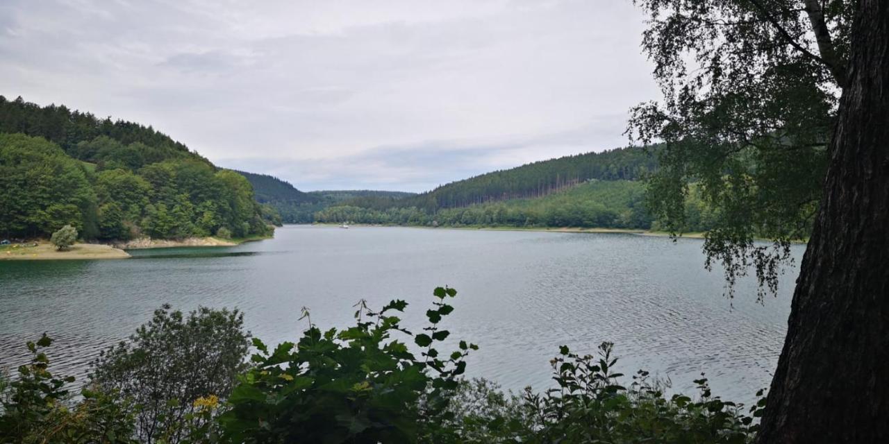 Haus Julia Direkt Am Hennesee Mitten Im Sauerland Meschede Exterior foto